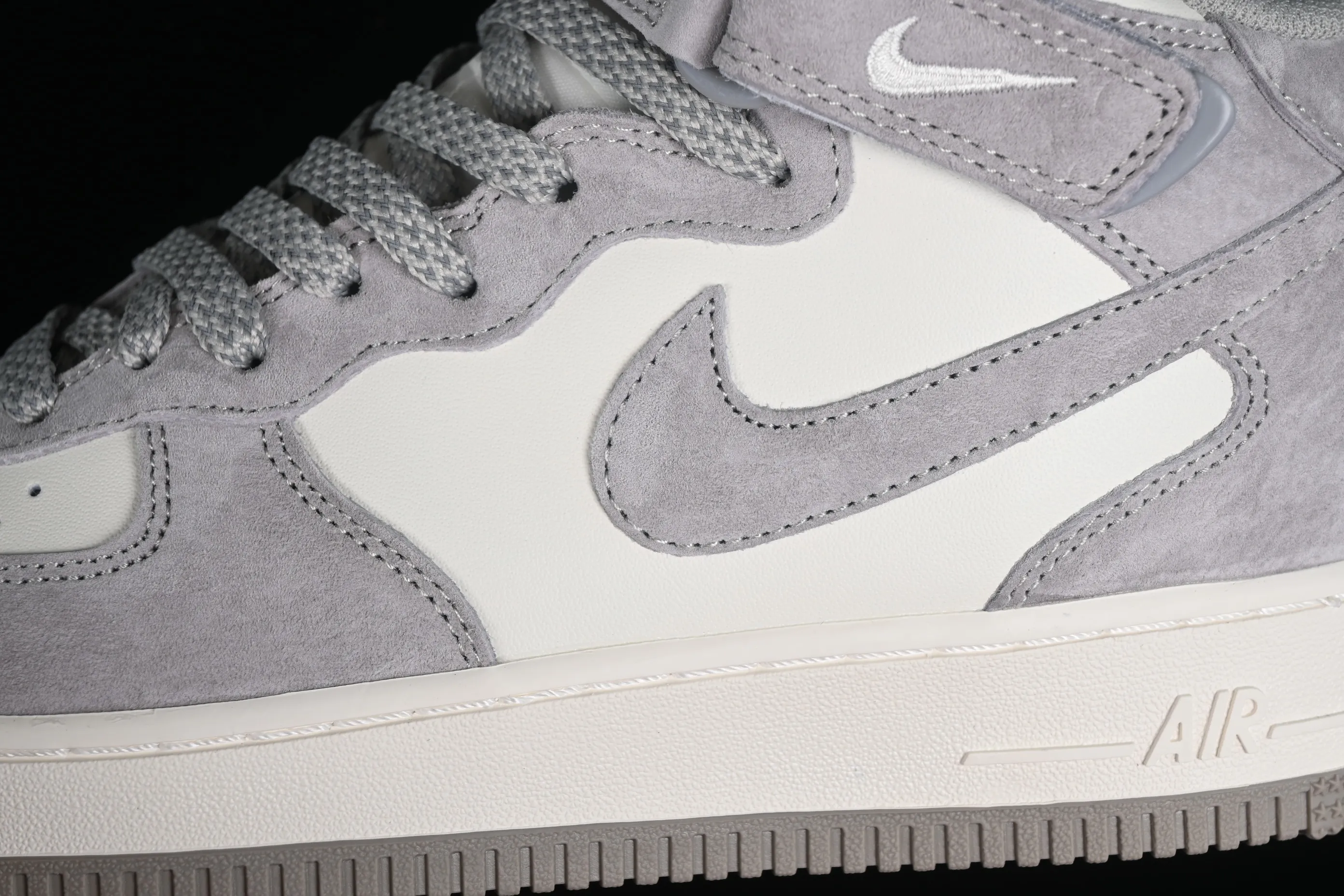 All Categories Nk Air Force 1 Air Force Series Nk Air Force 1 Mid Air Force Mid Nk Air Force 1'07 Mid Beige Air Force One Mid Casual Sneakers CQ3866-015
